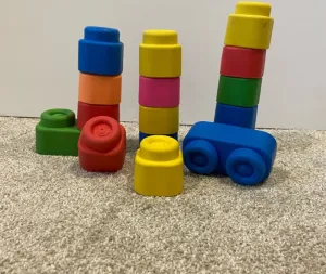 16 Rubber blocks