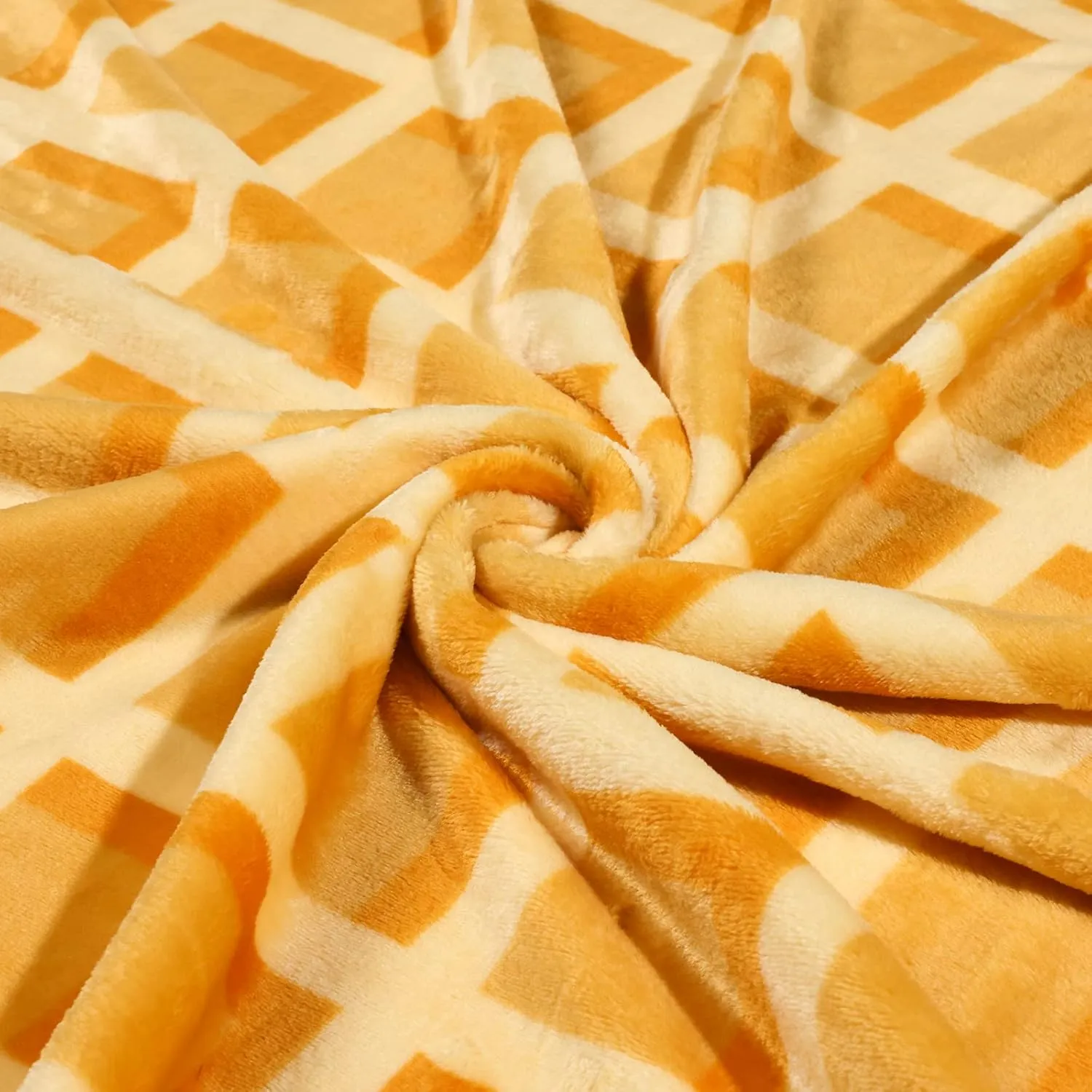 Bnuitland Waffle Funny Blanket, 300 GSM Double Sided Giant Novelty Realistic Food Blanket with Pouch for Adults and Kids, Super Soft Flannel Throw